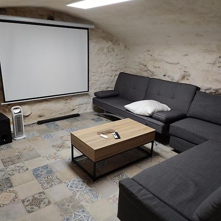 Maison 2 Chambres 100M Du Theatre Antique Avec Salle Cinema Orange  Buitenkant foto